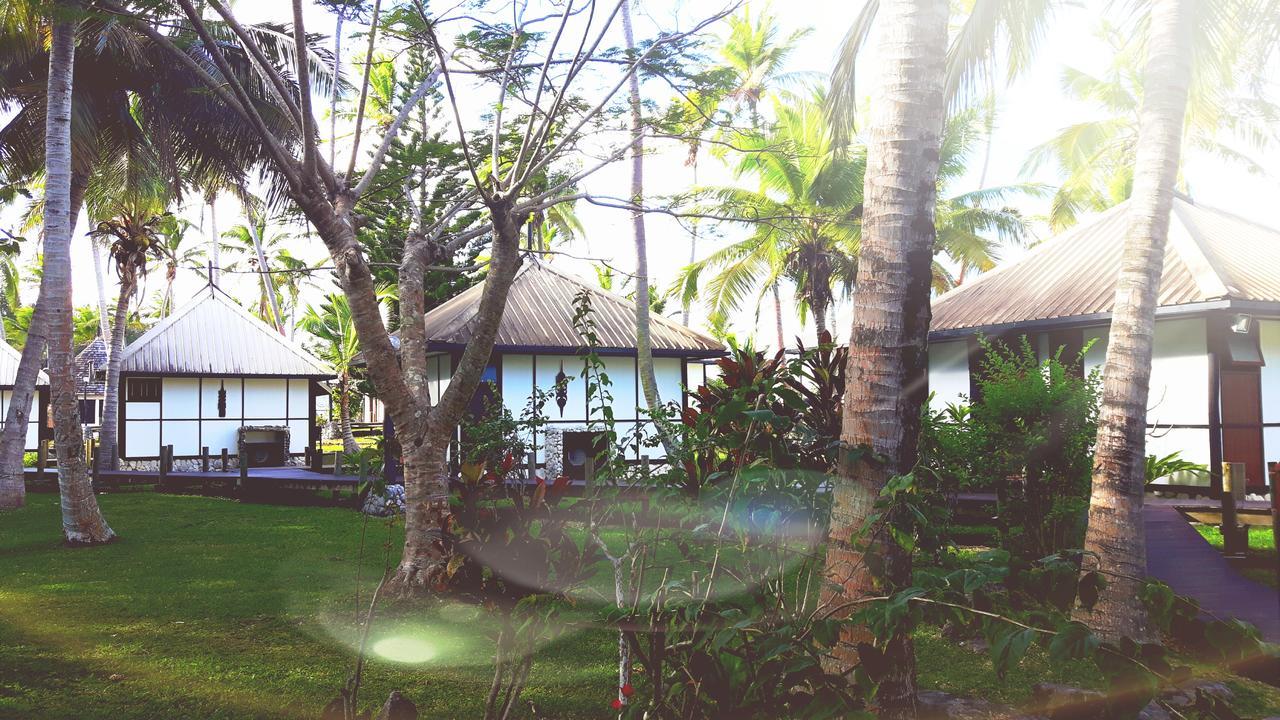 Hotel Nengone Village Mare Exteriör bild